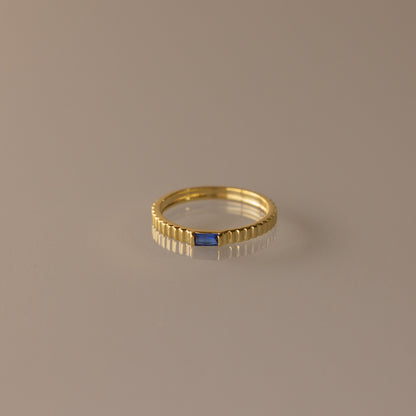 Dainty Ribbed Birthstone Ring