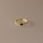 Dainty Ribbed Birthstone Ring