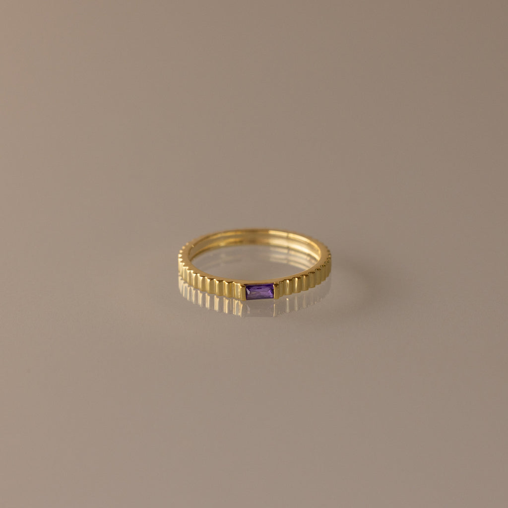 Dainty Ribbed Birthstone Ring