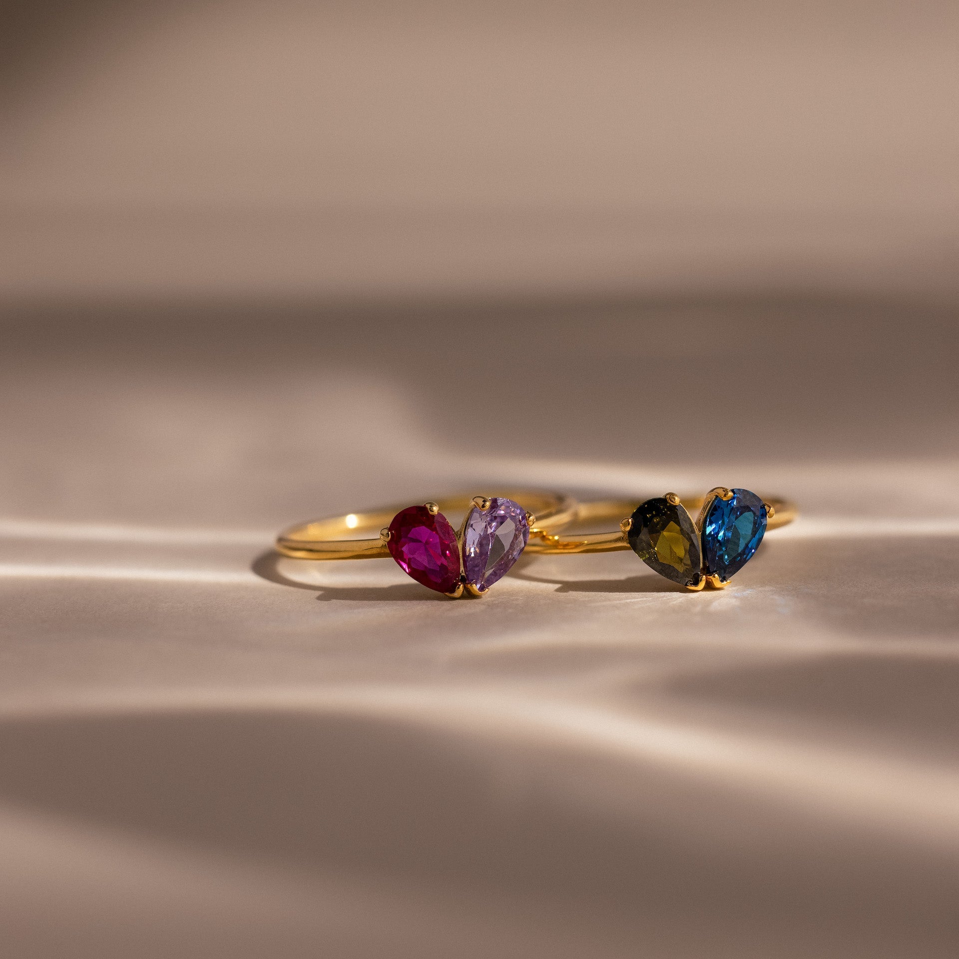 Toi et Moi Teardrop Heart Ring