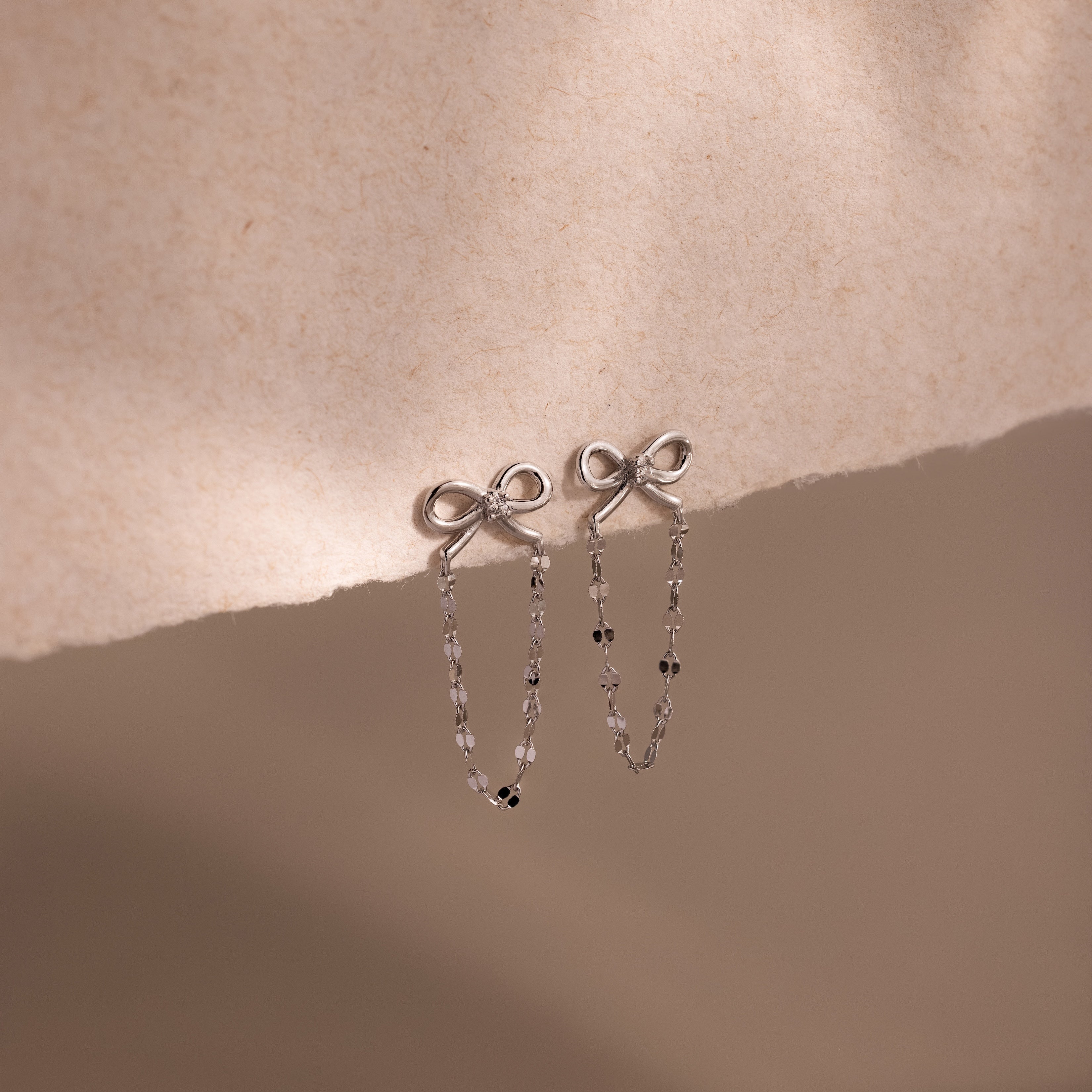 Bow Chain Studs