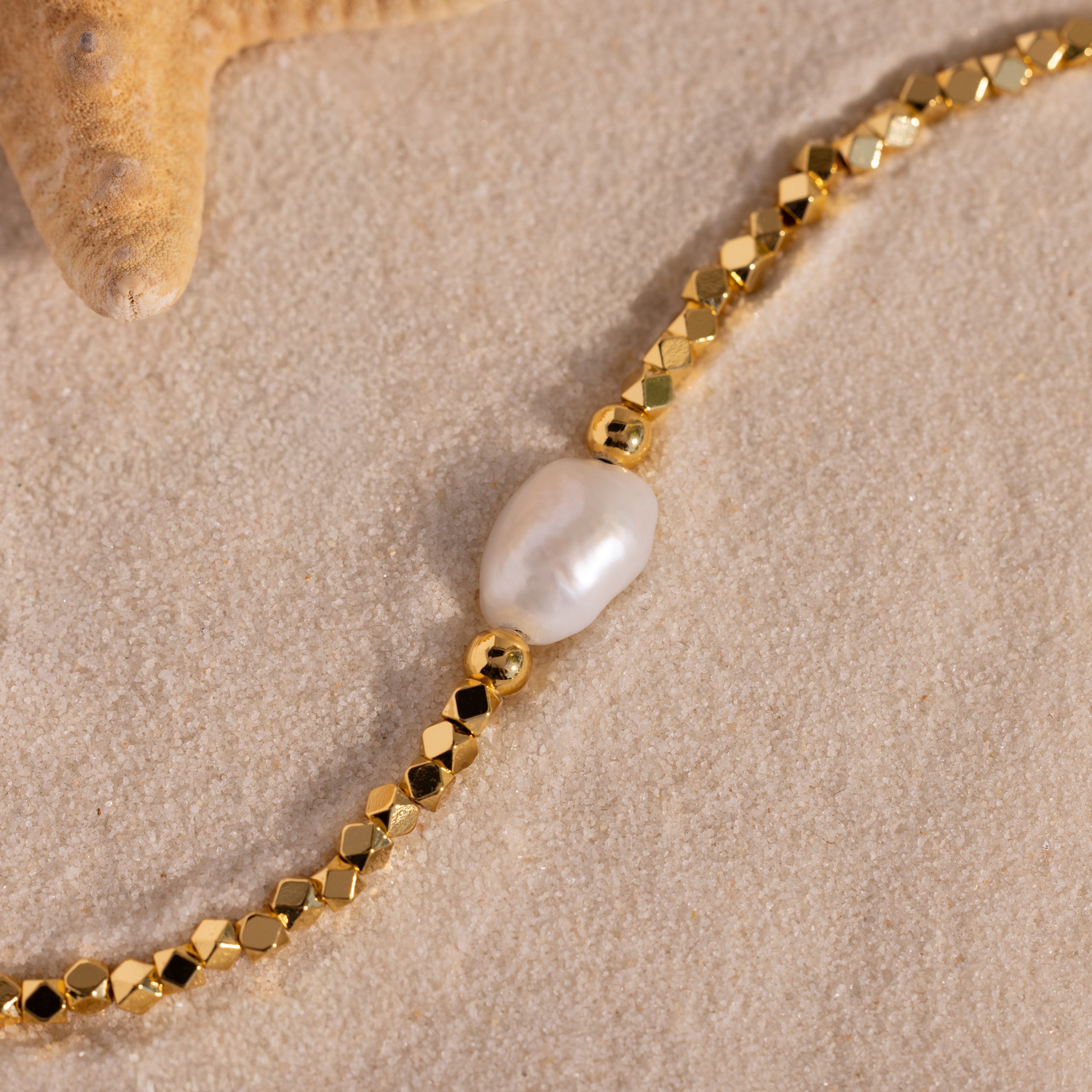 Pearl Charm Beaded Bracelet