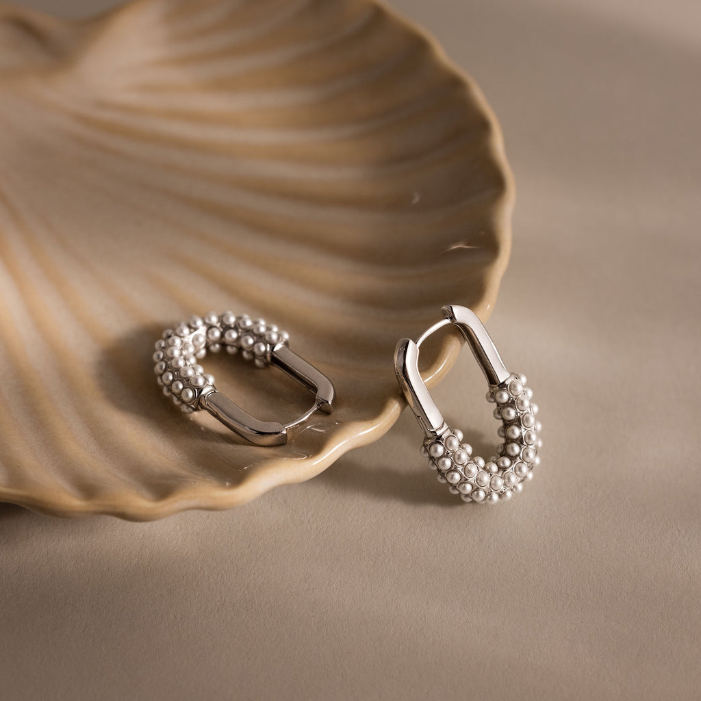 Pearl Cluster Link Hoops