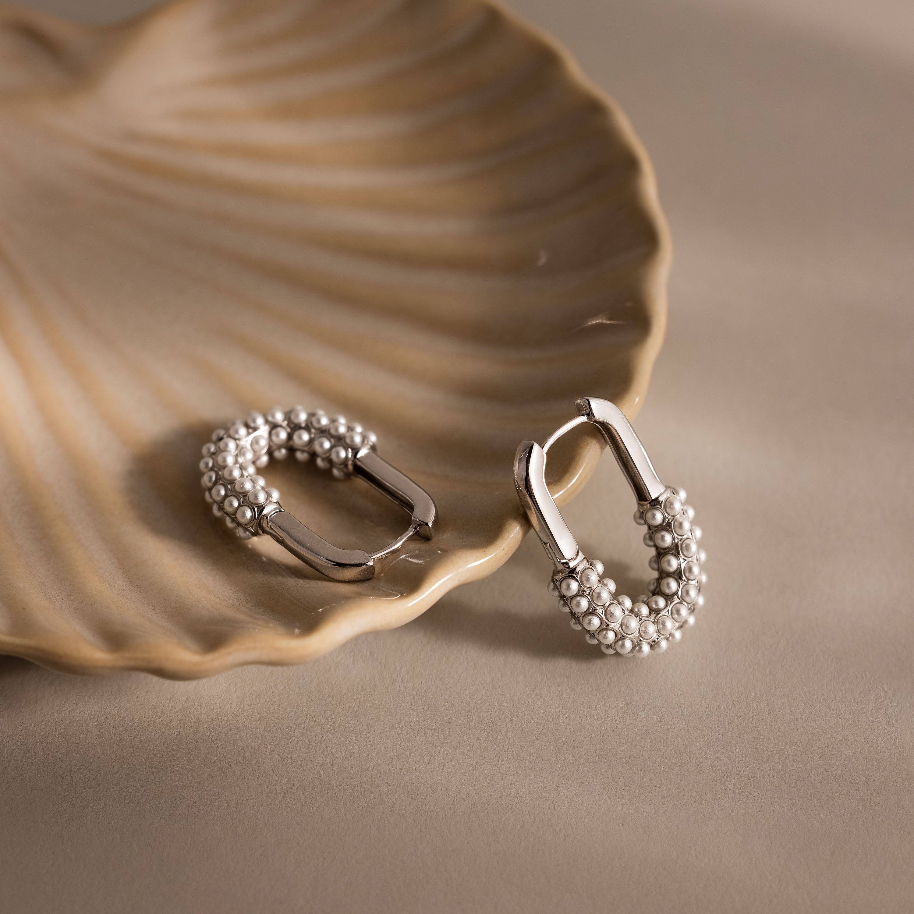 Pearl Cluster Link Hoops