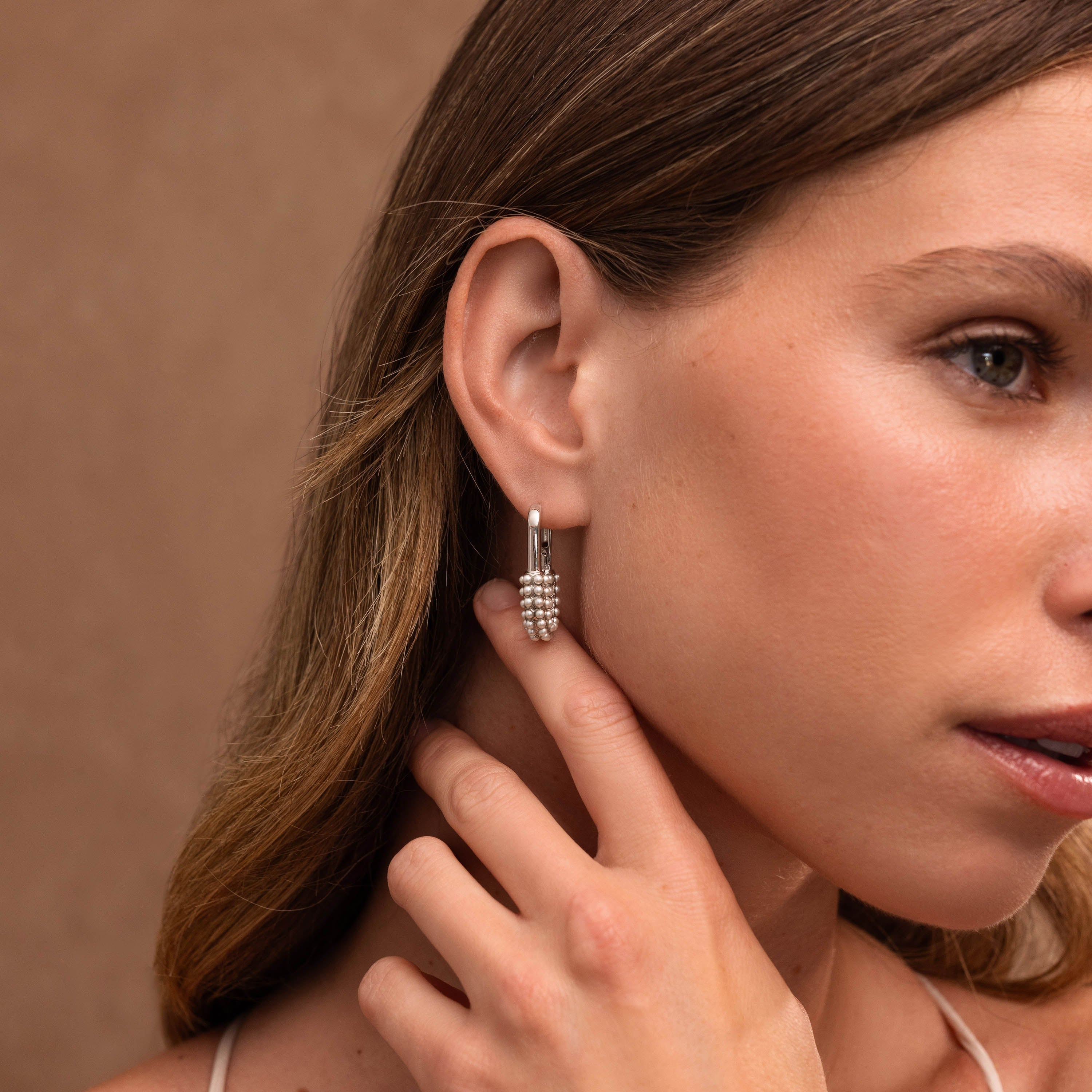 Pearl Cluster Link Hoops