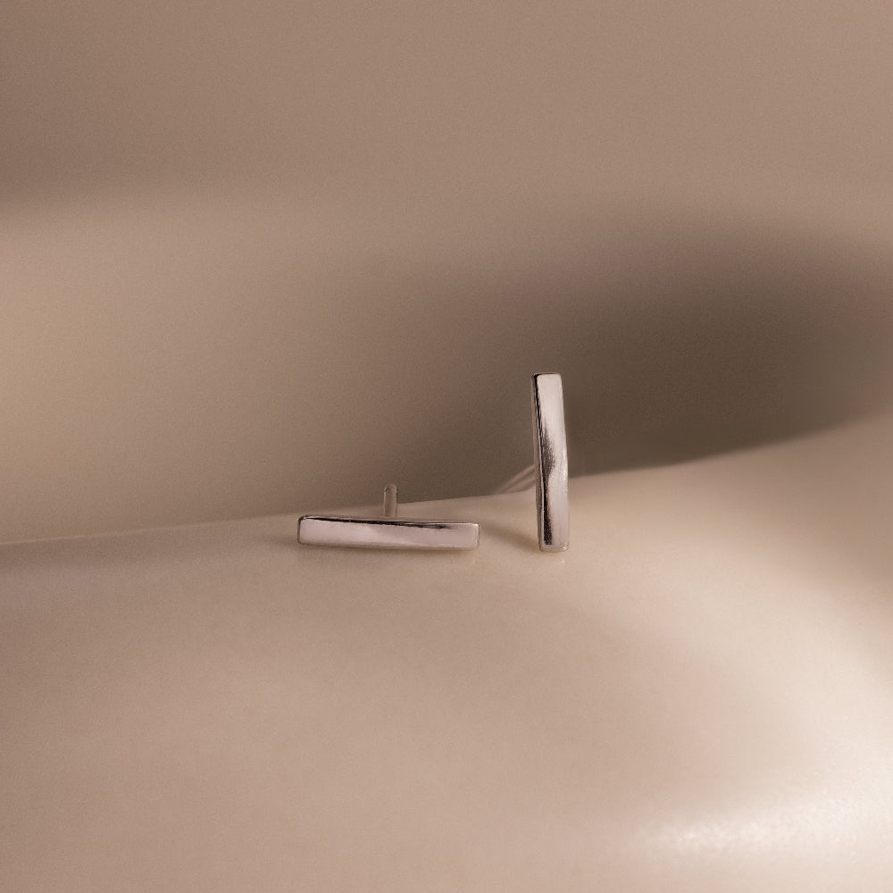Dainty Bar Studs
