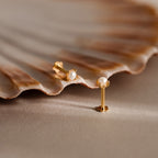 Baby Venus Flatback Studs