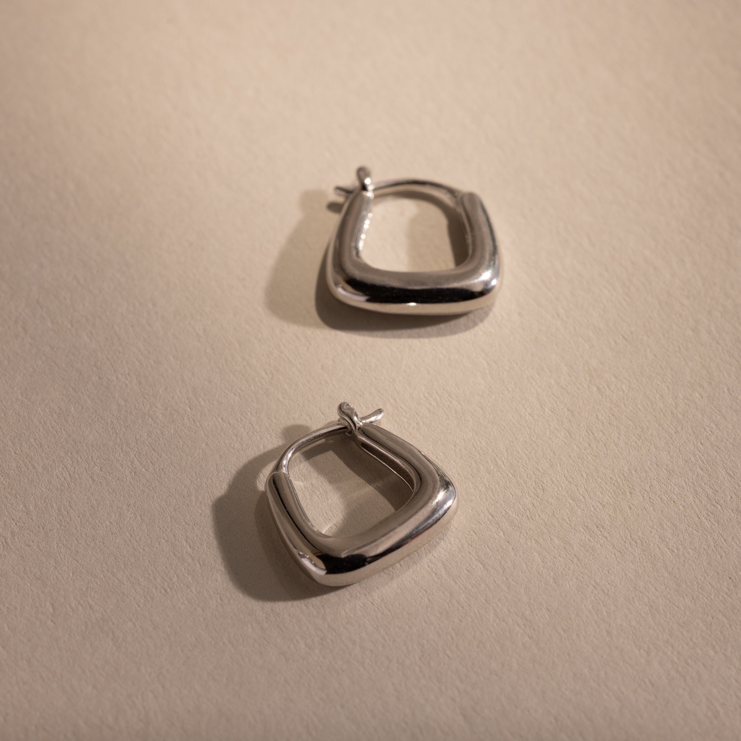 Bold Geometric Hoops