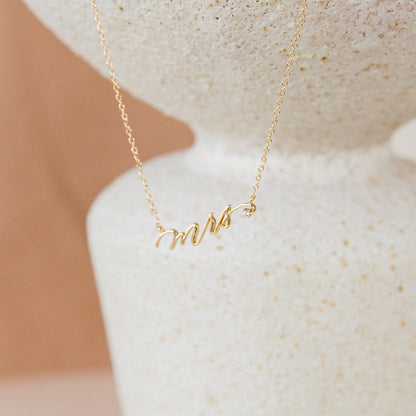 Mrs. Necklace