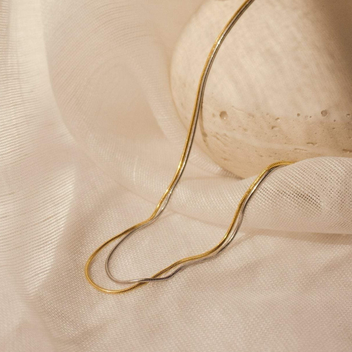 Alice Thin Snake Chain