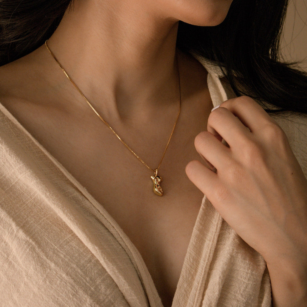Kinn Body Necklace in 18K Gold