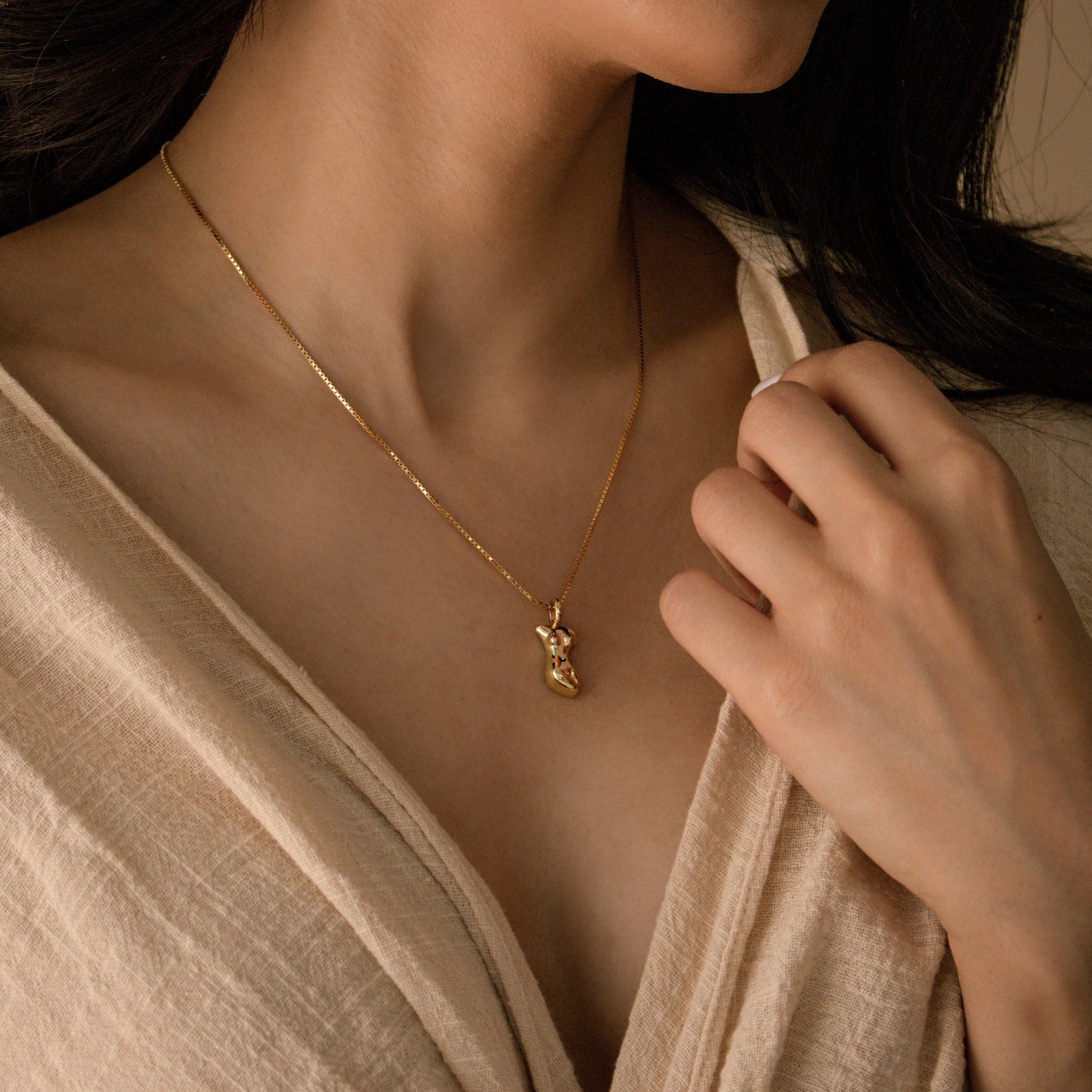 Kinn Body Necklace in 18K Gold