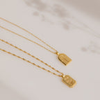 Birth Flower Arch Necklace