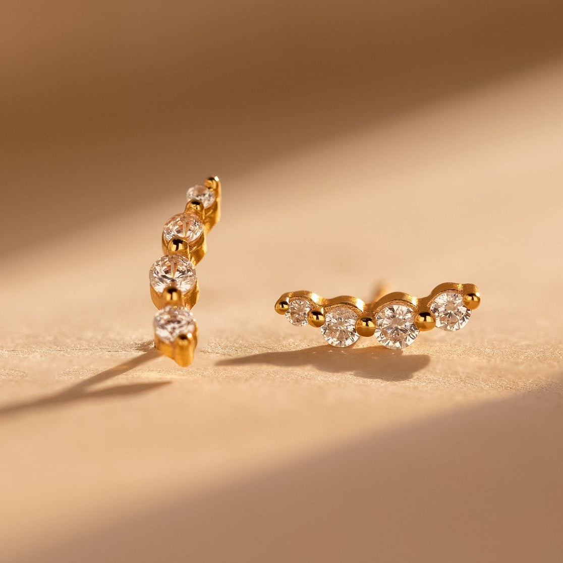 Tiny Diamond Climbers