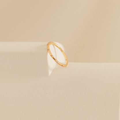 Sprinkle Diamond Ring