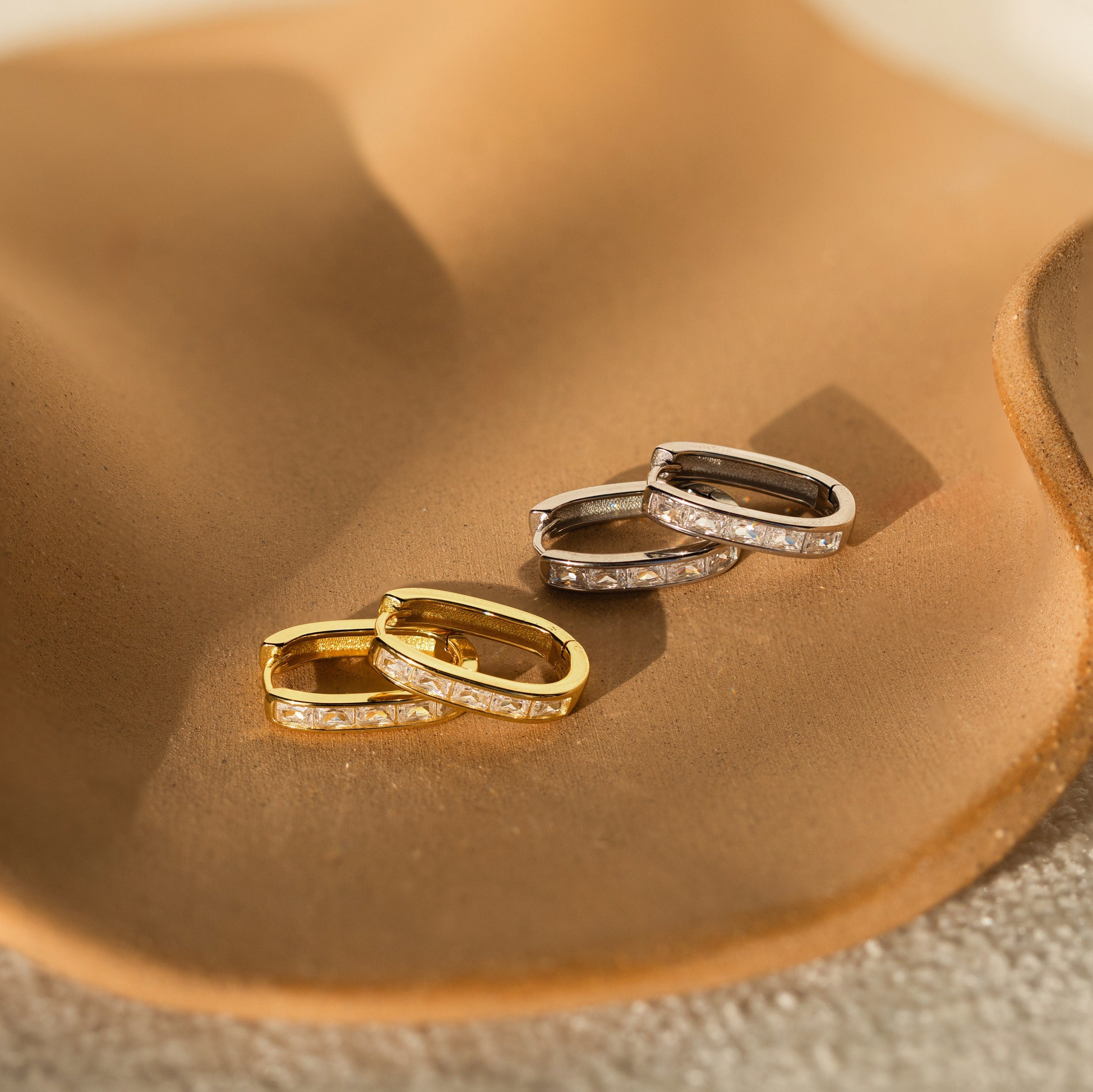 Baguette Link Hoops