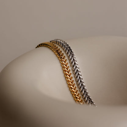 V-Link Chain Tennis Bracelet