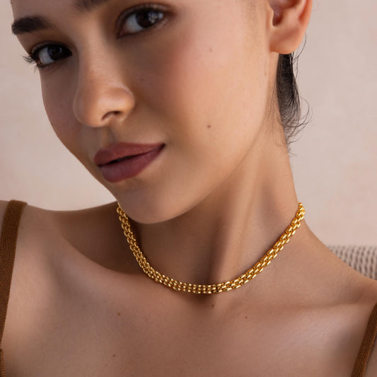 Strap Necklace