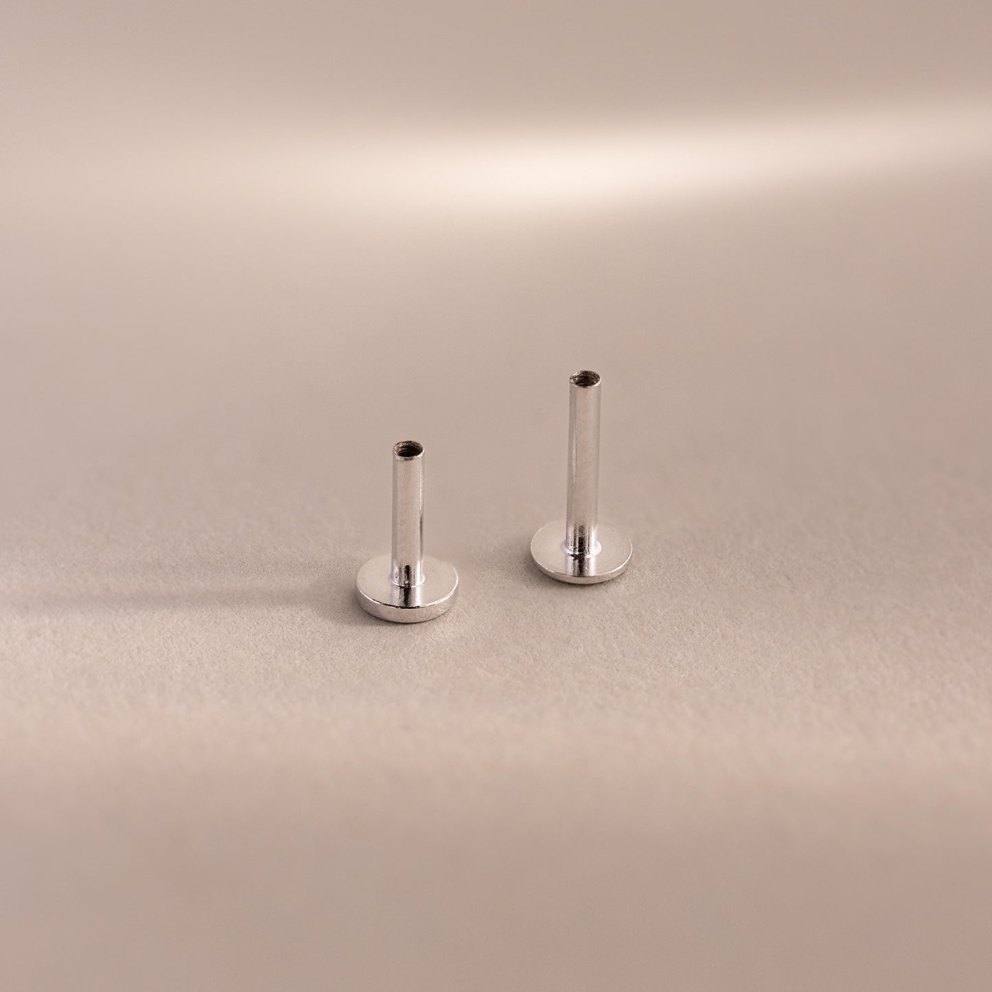 8mm Flatback Posts