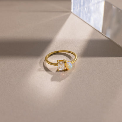 Opal Diamond Toi et Moi Ring