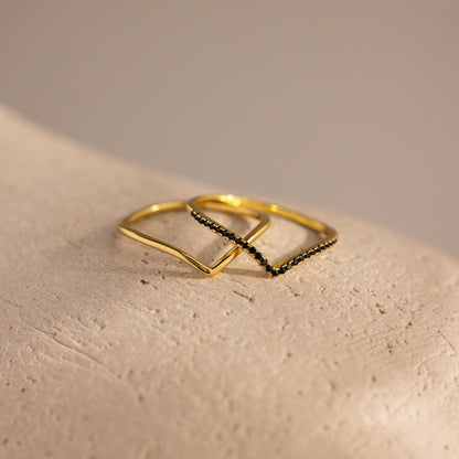 Onyx Chevron Ring Set