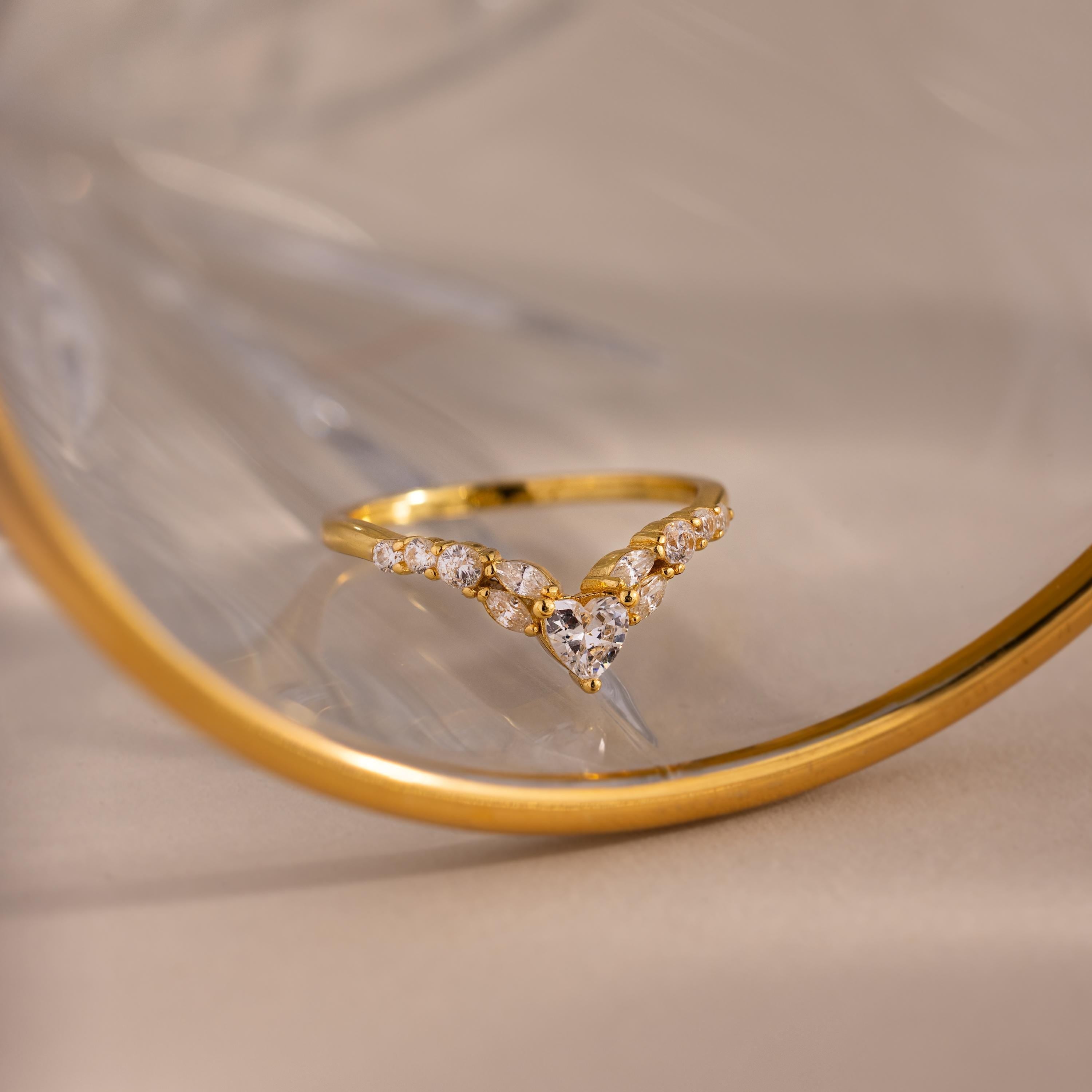Heart Curve Cluster Ring
