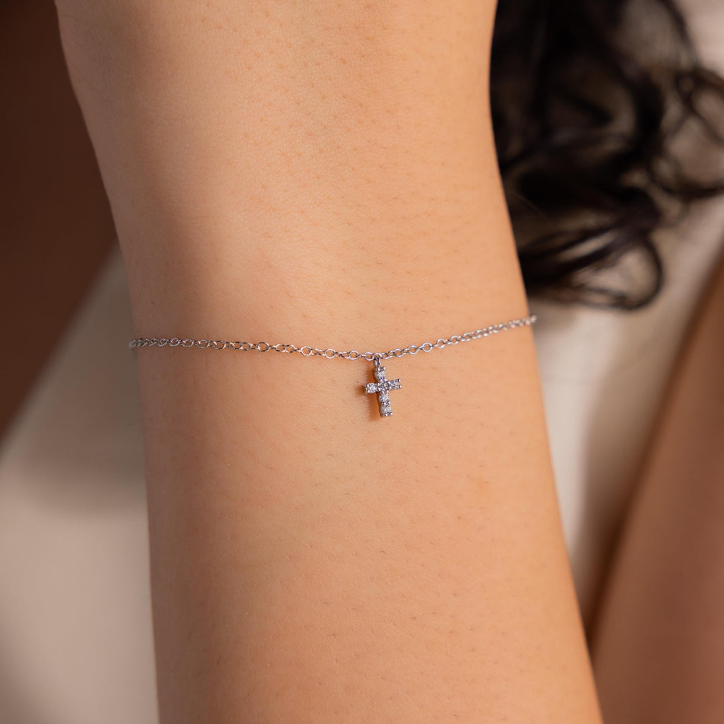 Dainty Cross Charm Bracelet