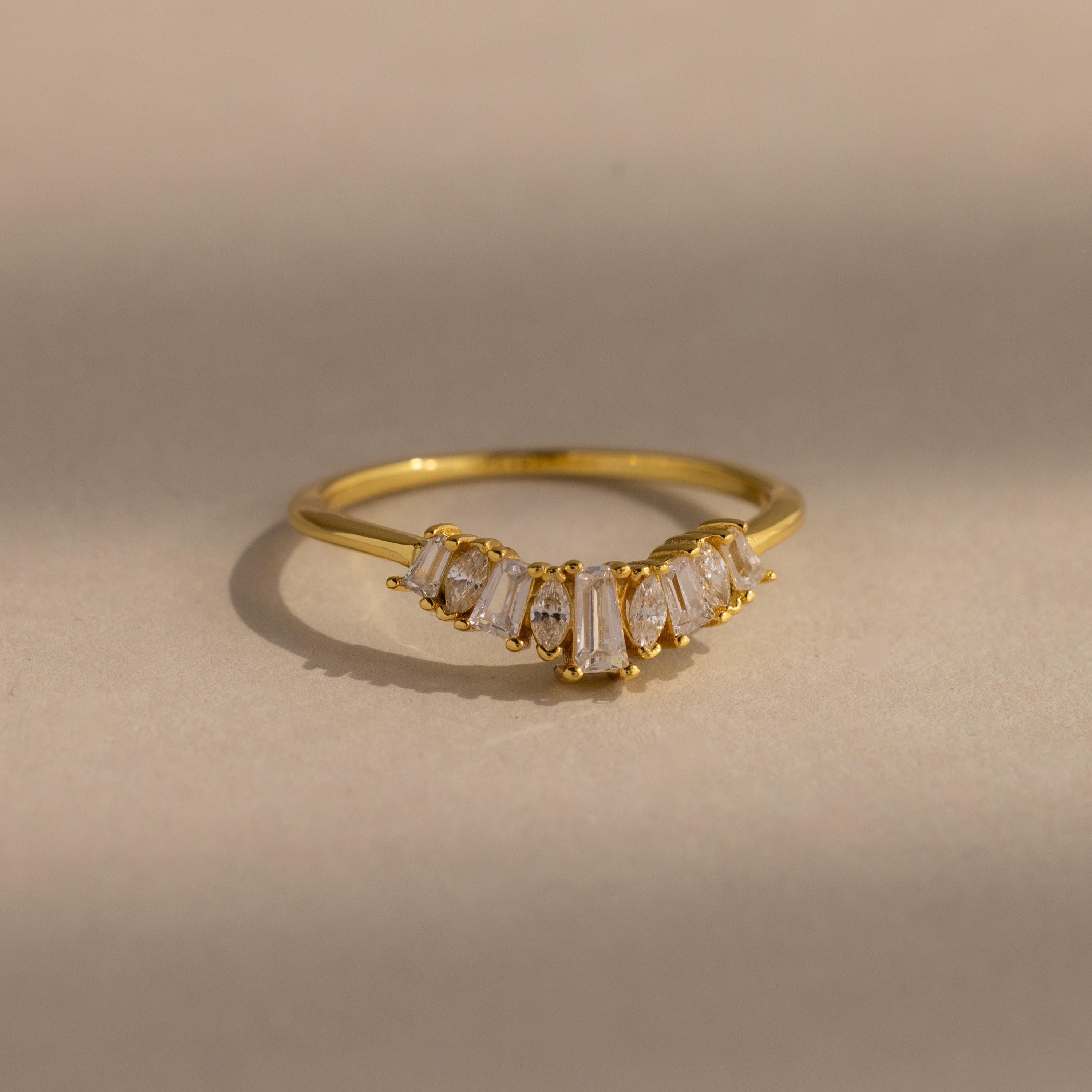 Art Deco Curve Diamond Ring