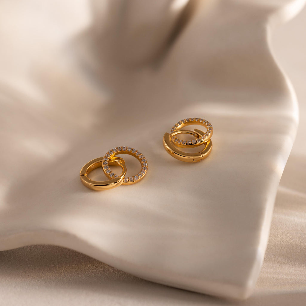Dainty Duo Pave Huggies