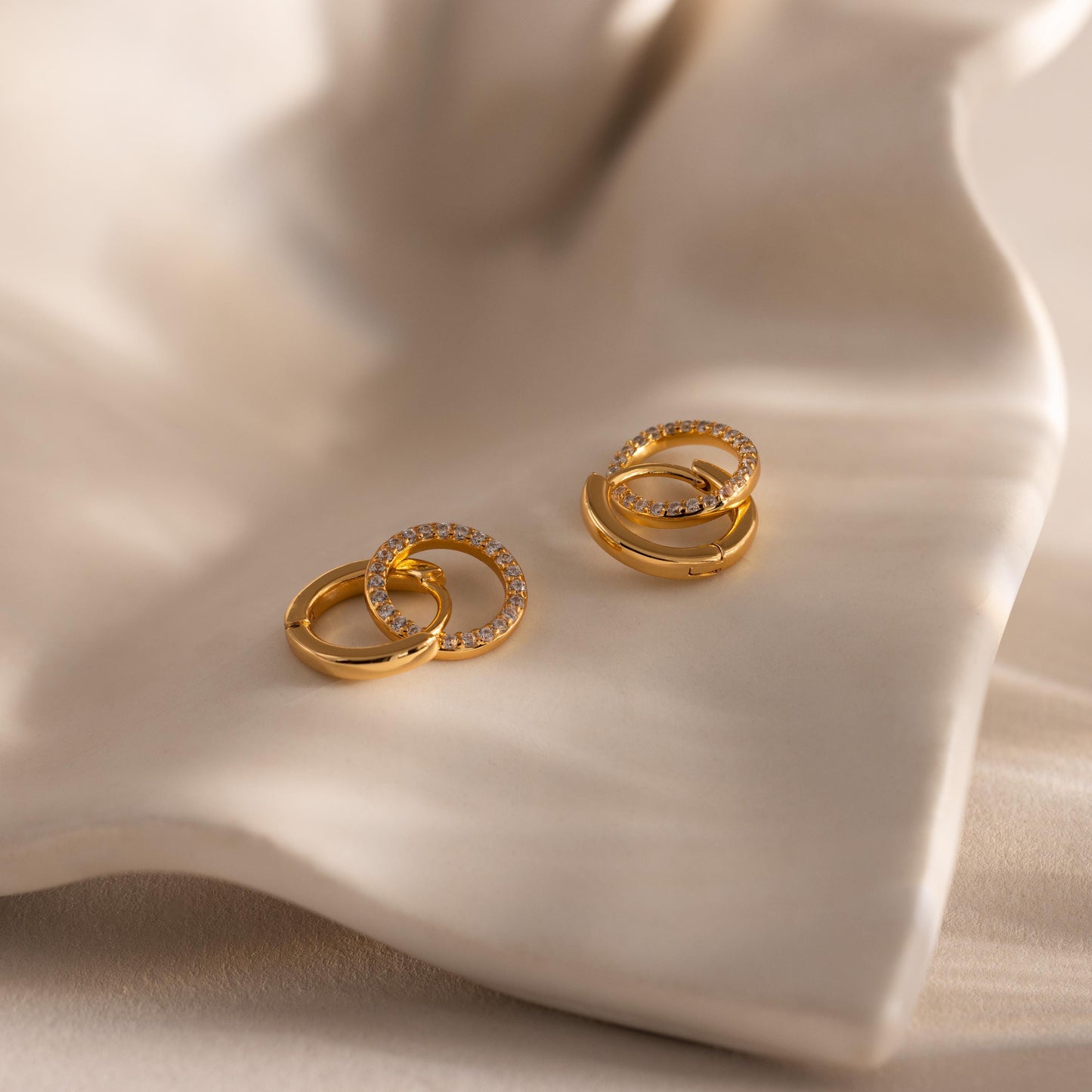 Dainty Duo Pave Huggies