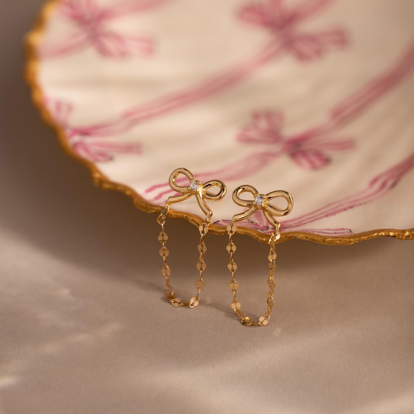 Bow Chain Studs