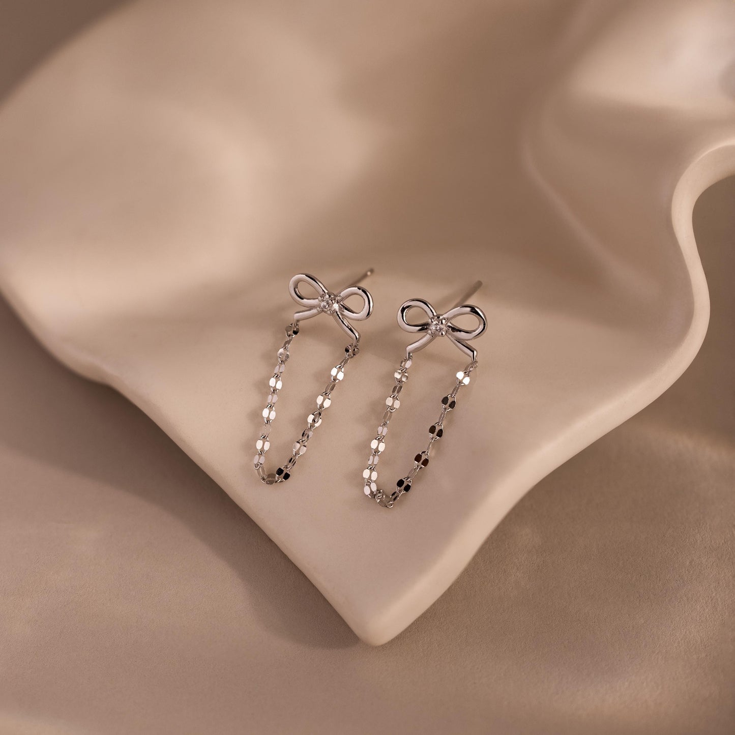 Bow Chain Studs