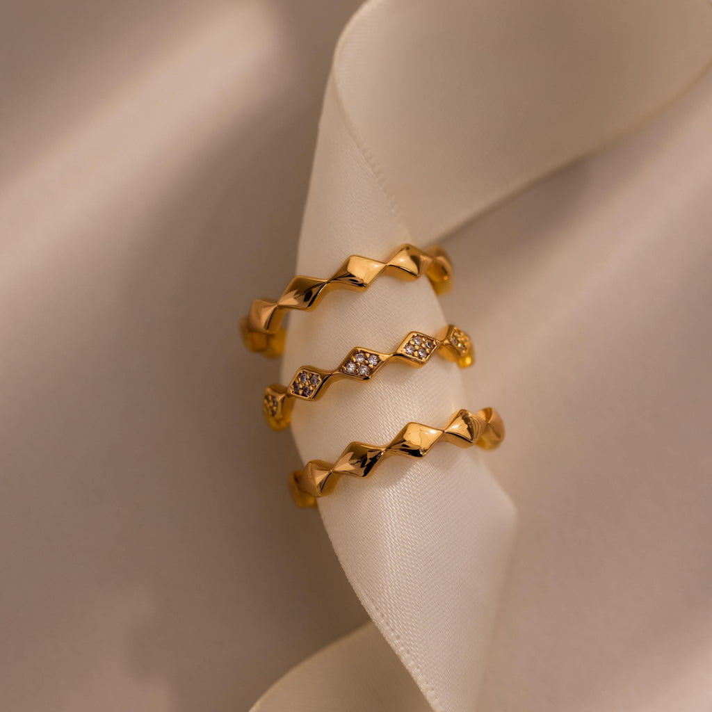 Diamond Wave Eternity Ring Set