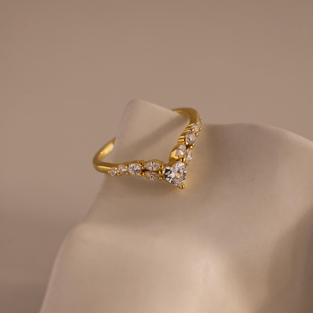 Heart Curve Cluster Ring