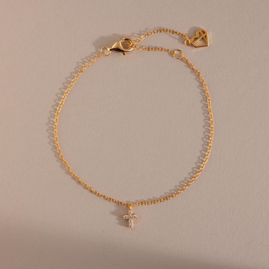 Dainty Cross Charm Bracelet