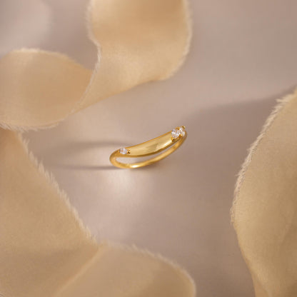 Organic Diamond Curve Ring