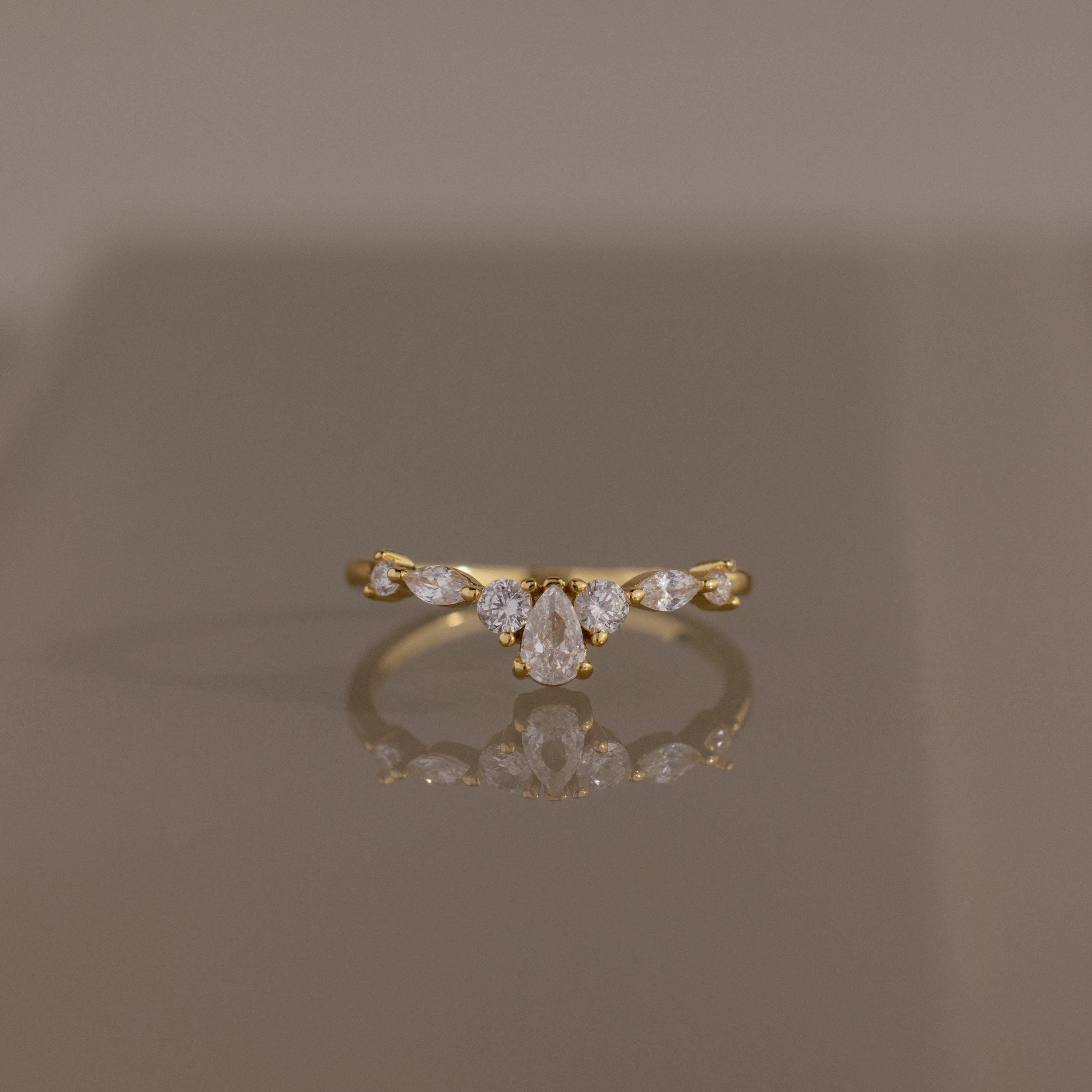 Pear Diamond Curve Ring