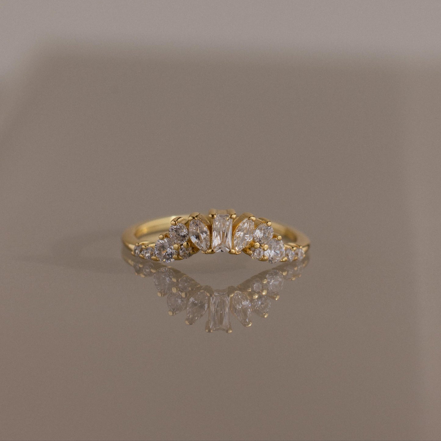 Diamond Curve Cluster Ring