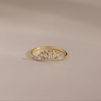 Diamond Curve Cluster Ring
