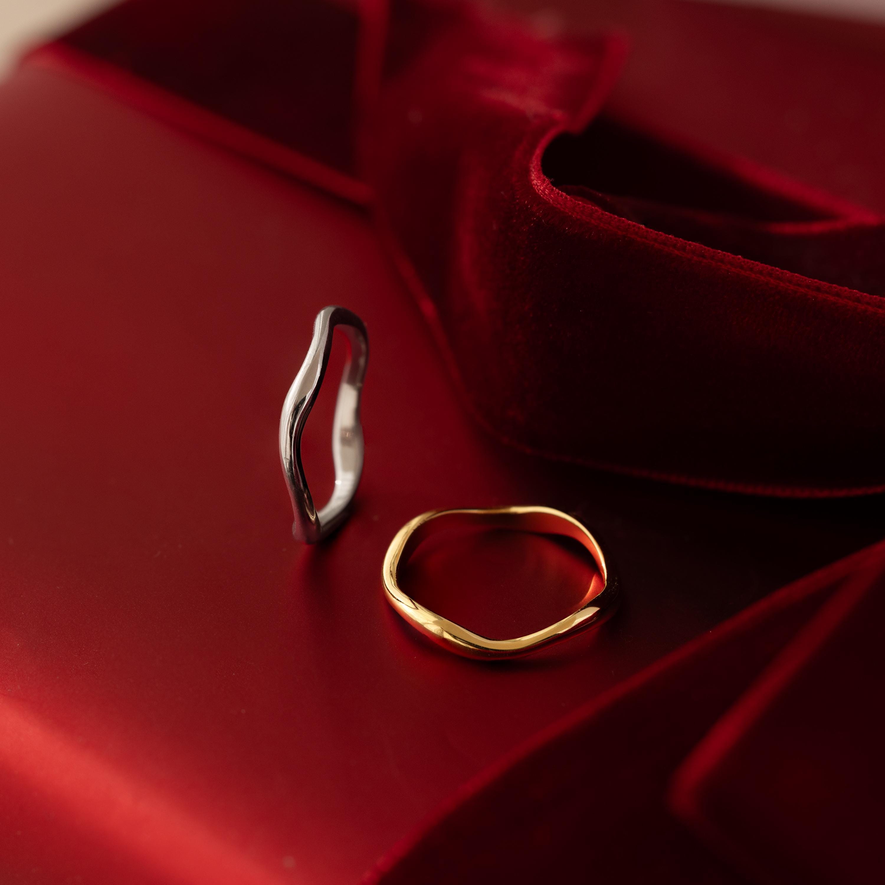 Mixed Metal Wave Ring Set