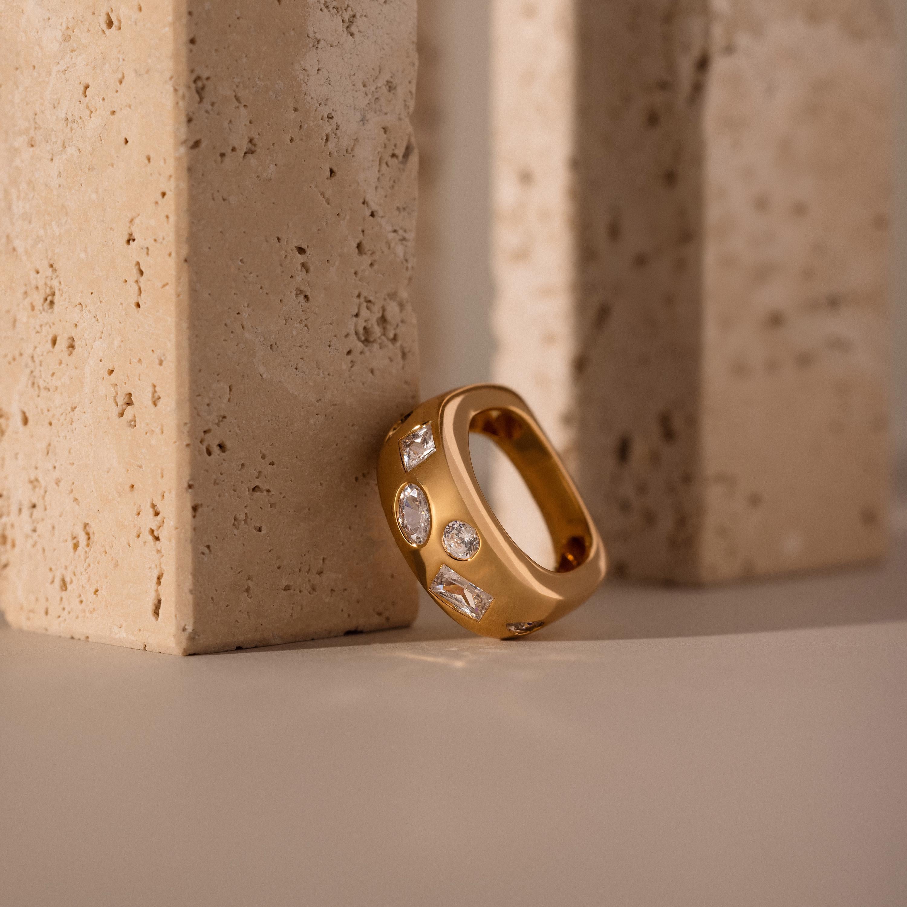 Diamond Confetti Signet Ring