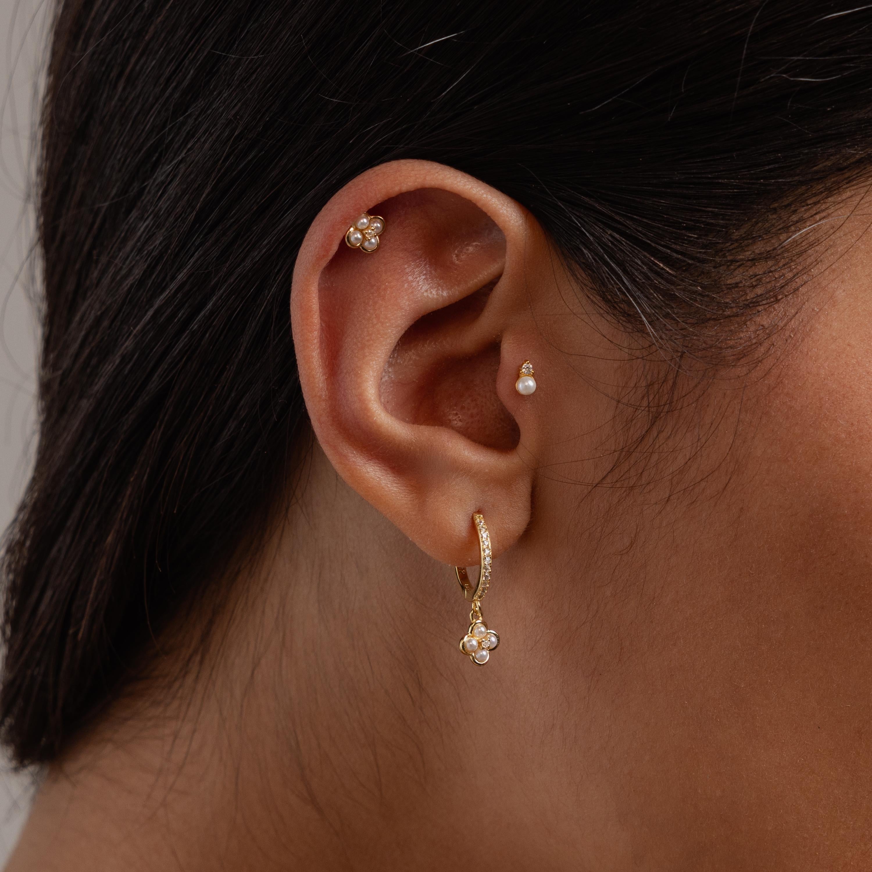 Rounded Pearl Flower Studs