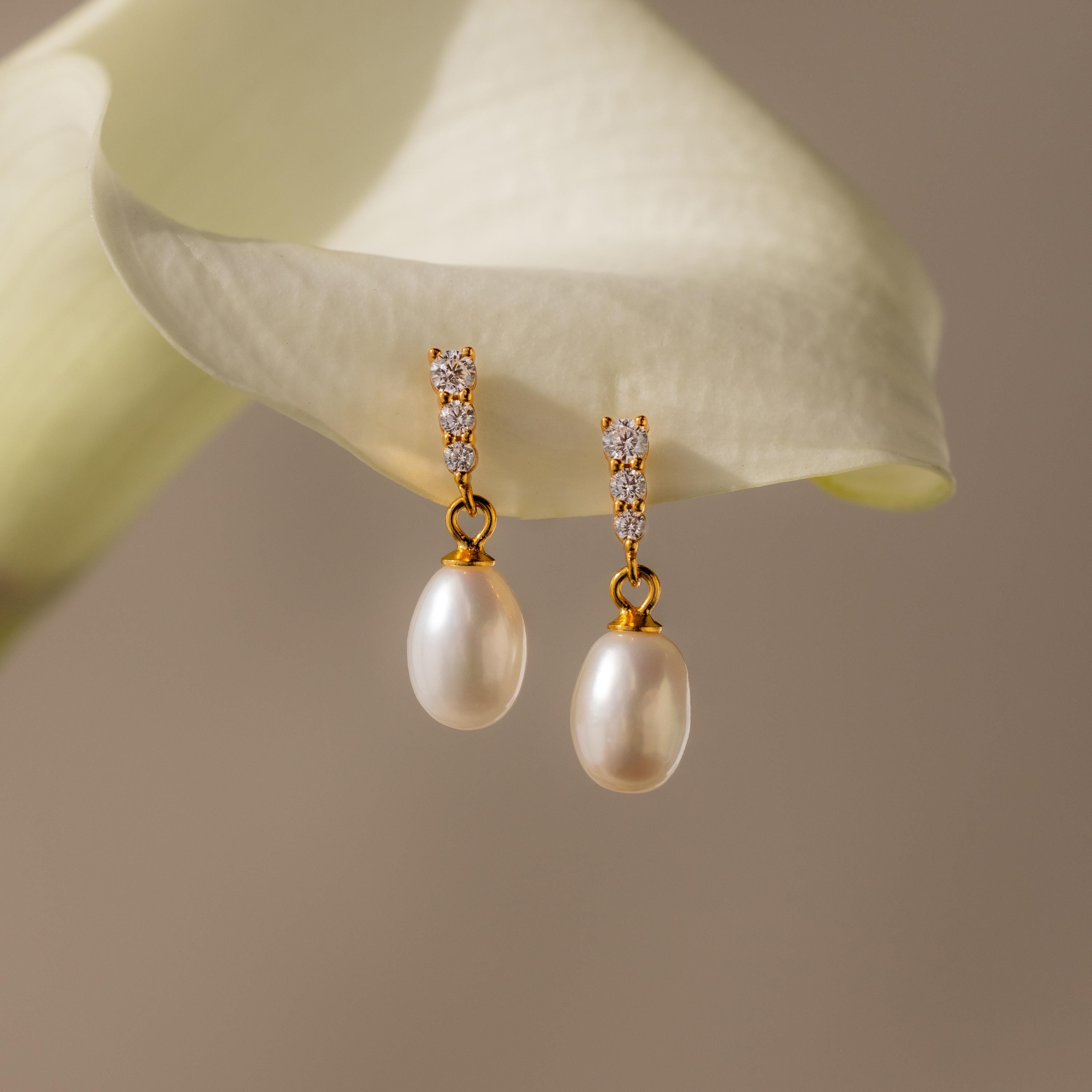 Diamond Pearl Droplet Earrings