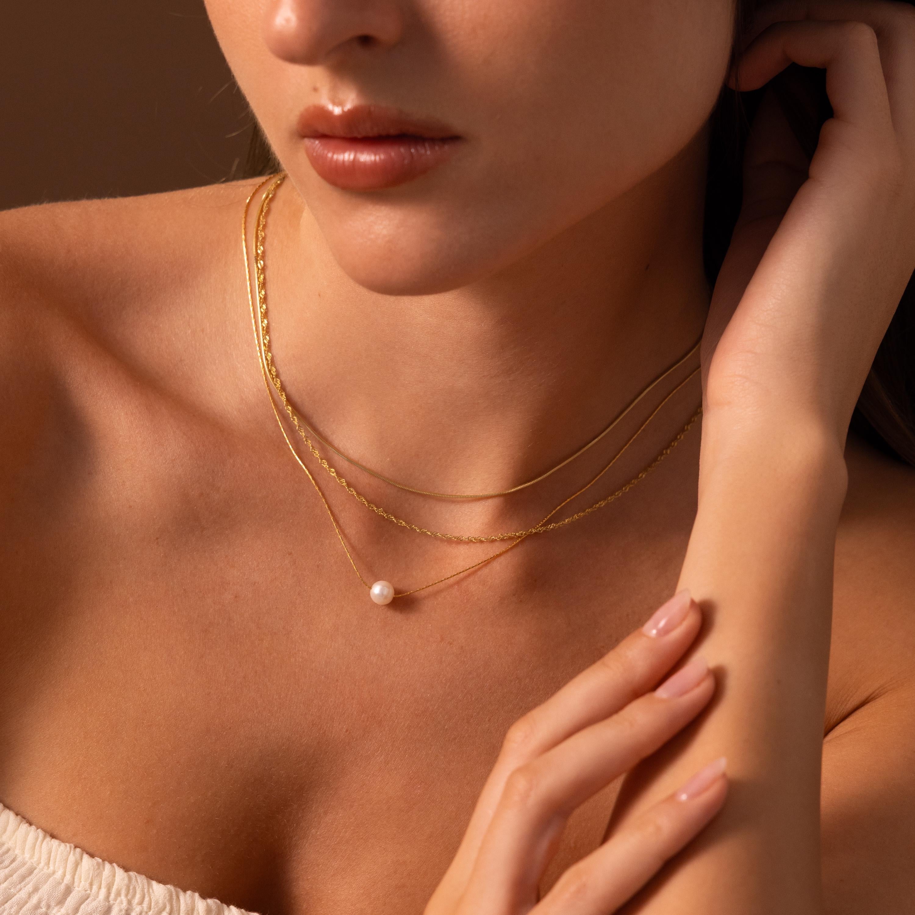 Dainty Pearl Dot Necklace