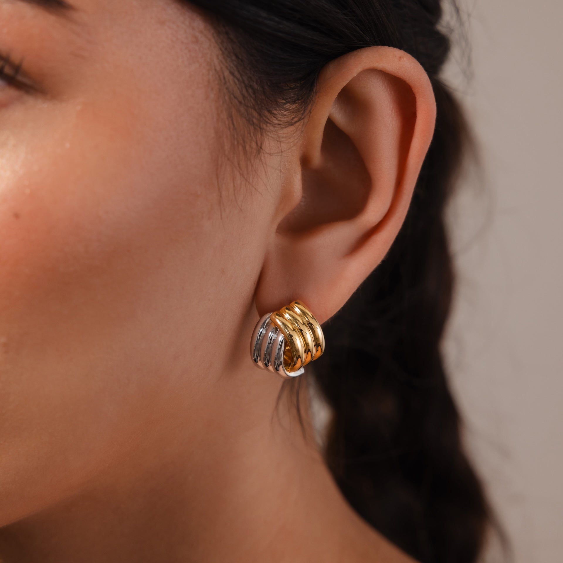 Ribbed Mixed Metal Studs
