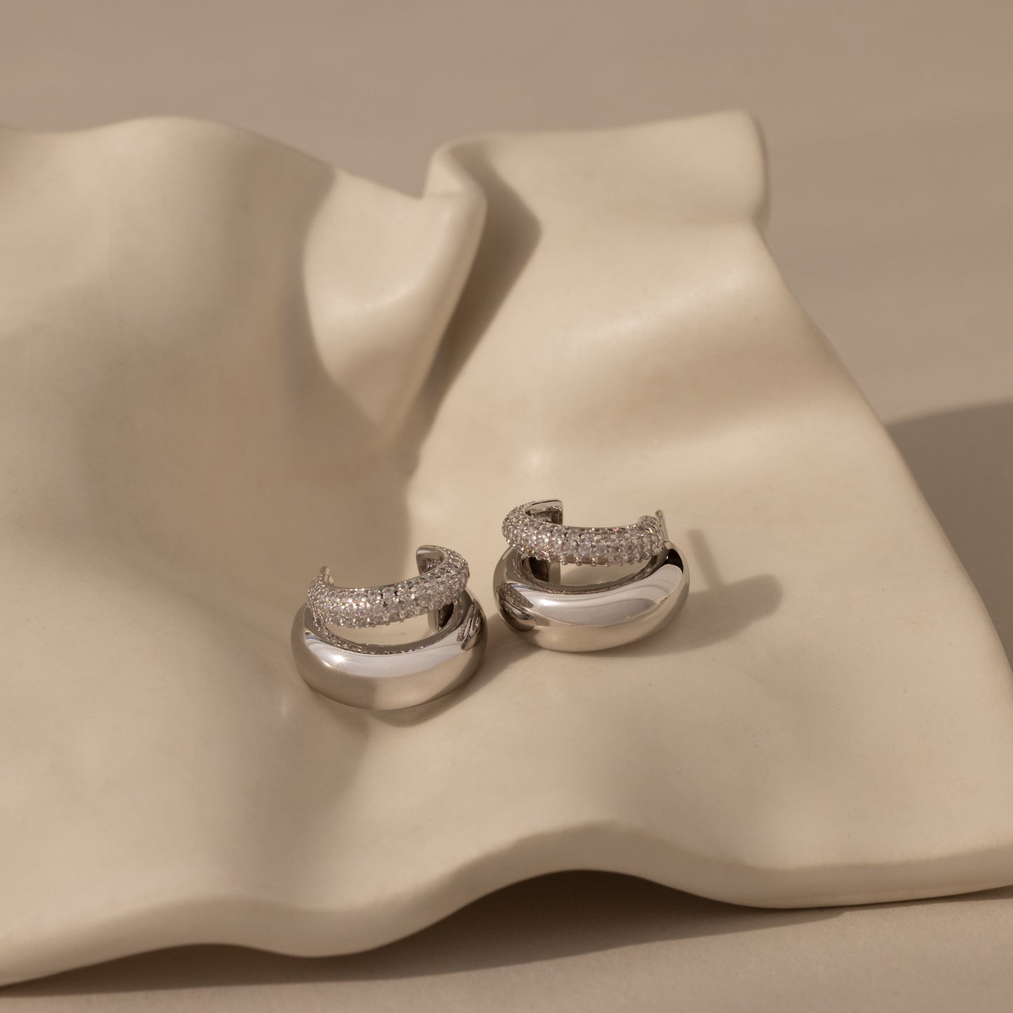 Duo Pave Dome Studs