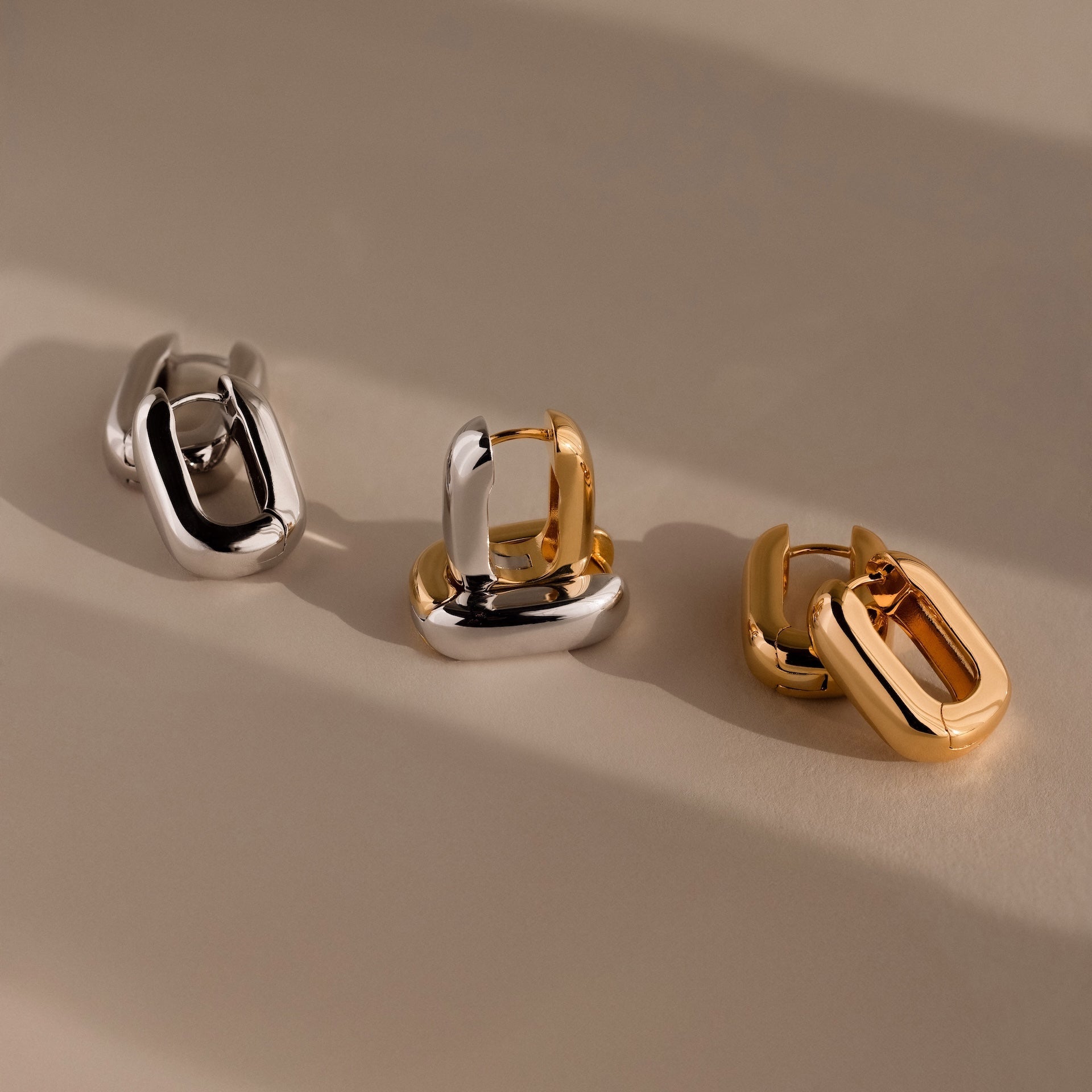 Bold Link Hoops