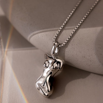 Kinn Body Necklace in Silver