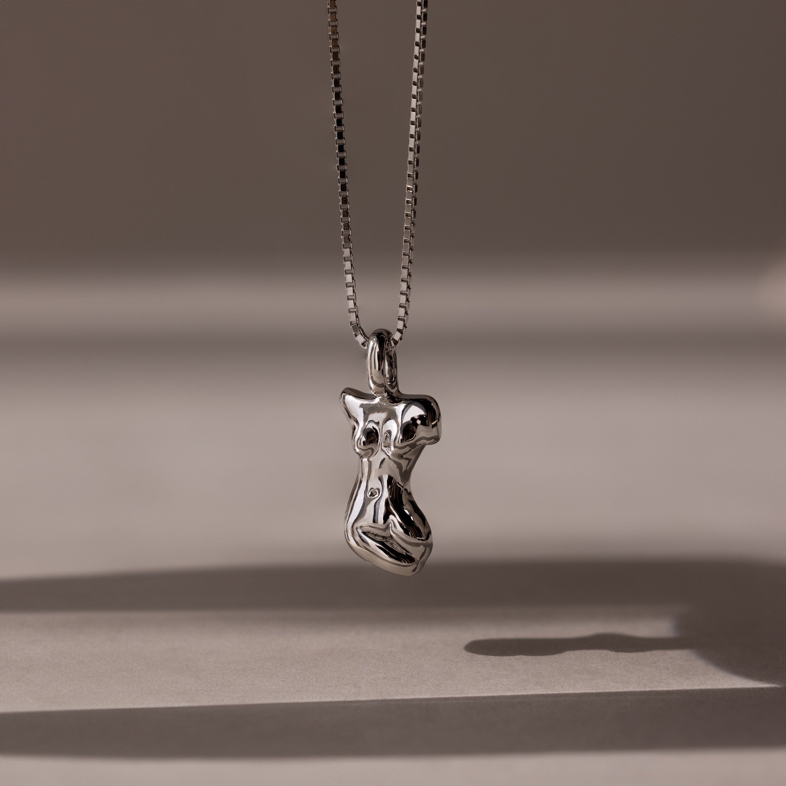 Kinn Body Necklace