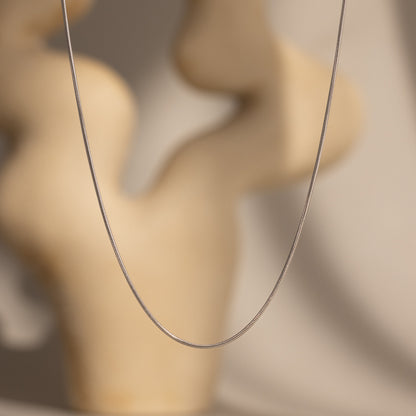 Alice Thin Snake Chain